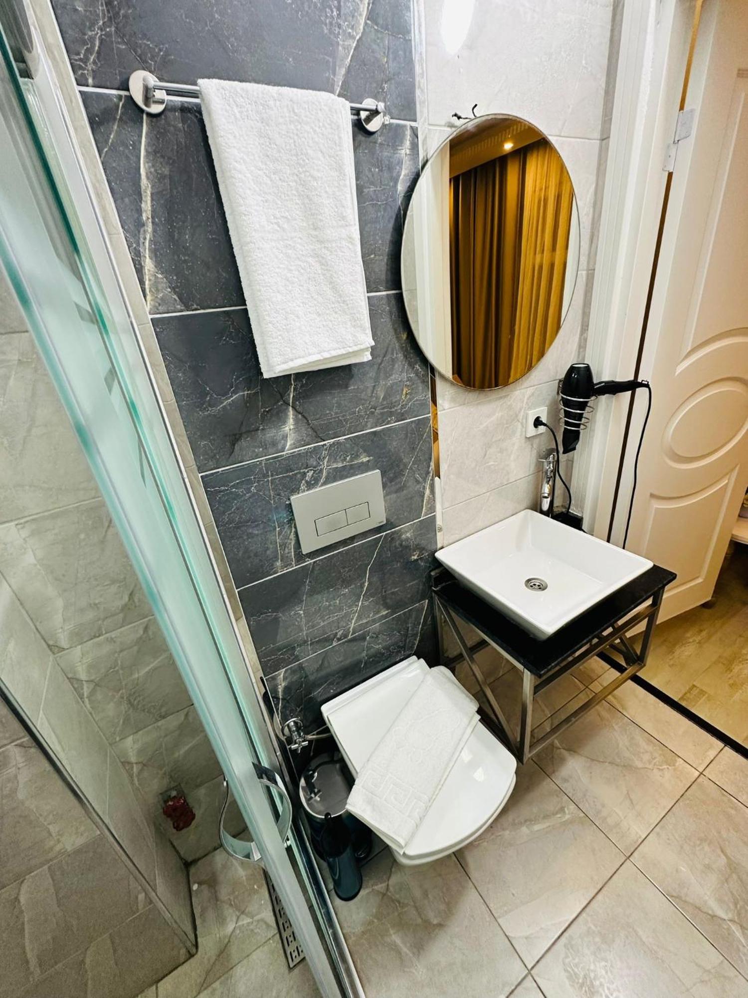 Taksim Brand Suit Hotel Istanbul Luaran gambar